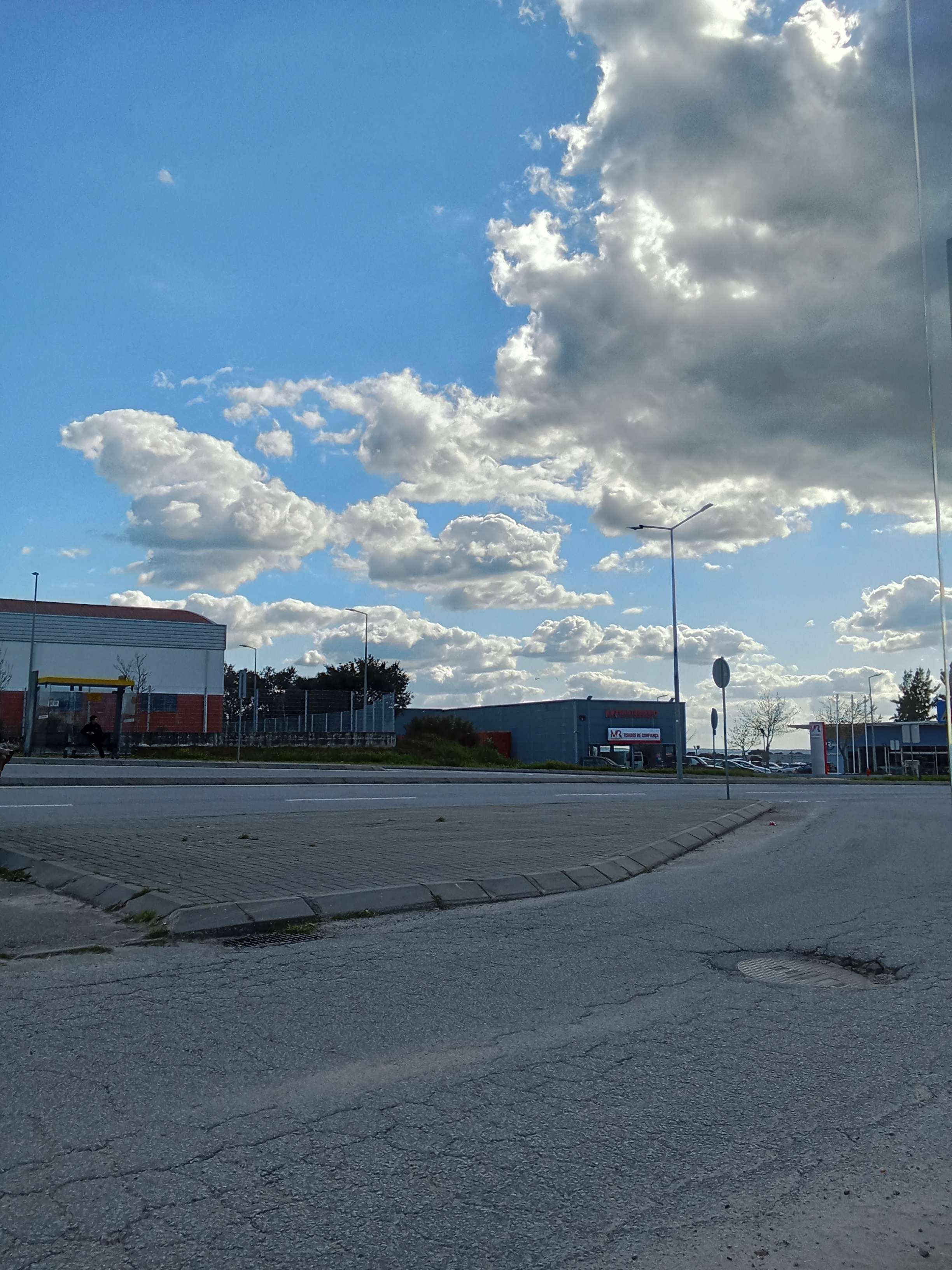 I LOVE CLOUDS !!! I FUCKIN ADORE CLOUDS !!! I WISH I COULD FLY JUST SO I COULD GO THROUGH THEM AND BITE THEM !!!! I LOVE CLOUUDSSS!!!!!!